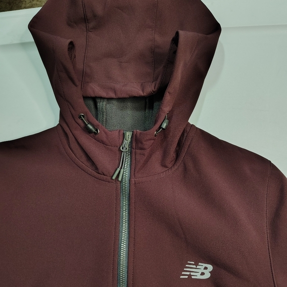 New Balance women's hooded sweatshirt jacket, size S, fleece full zip burgundy. - Picture 4 of 14